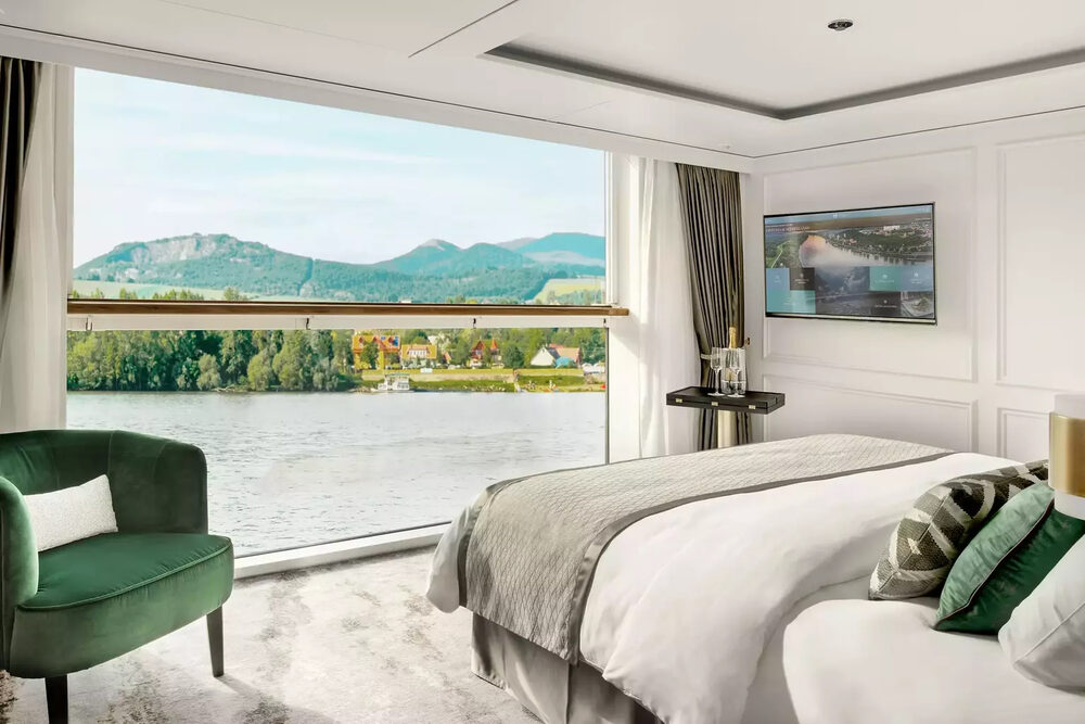 Riverside Luxury Cruises all-suite stateroom